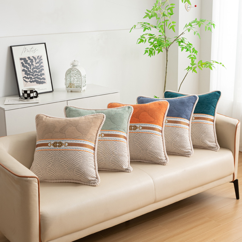 Chenille Ruyi Buckle Cushion Cover